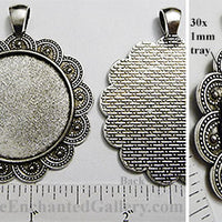 30mm Circle Pendant Tray Overlapping Scallop Doily Border Textured Back Antiqued Silver (Select Amount or Optional Insert)