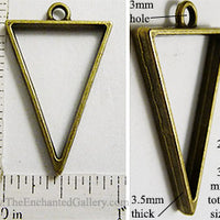 Open Back Triangle Frame 25mm x 39mm Bronzetone