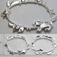 Open Back Playful Cat Border Silvertone Pendant Frame Approx. 30mm x 40mm x 2mm